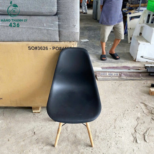 Ghế cafe Eames cũ chất lượng tốt