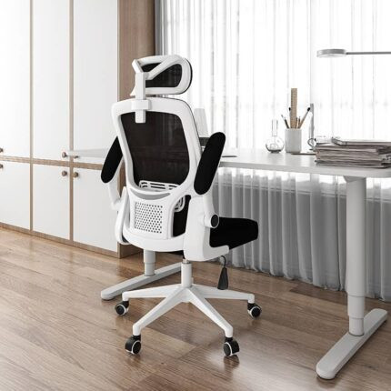 Ghế công thái học chống gù xoay đệm cao su non HY8569