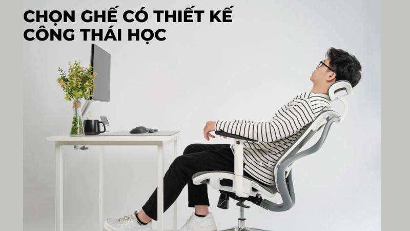 Ghế công thái học tối ưu cho sức khỏe người đau cột sống