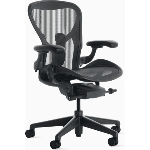 Ghế ergonomic Herman Miller Aeron màu đen graphite, thiết kế sang trọng và hiện đại