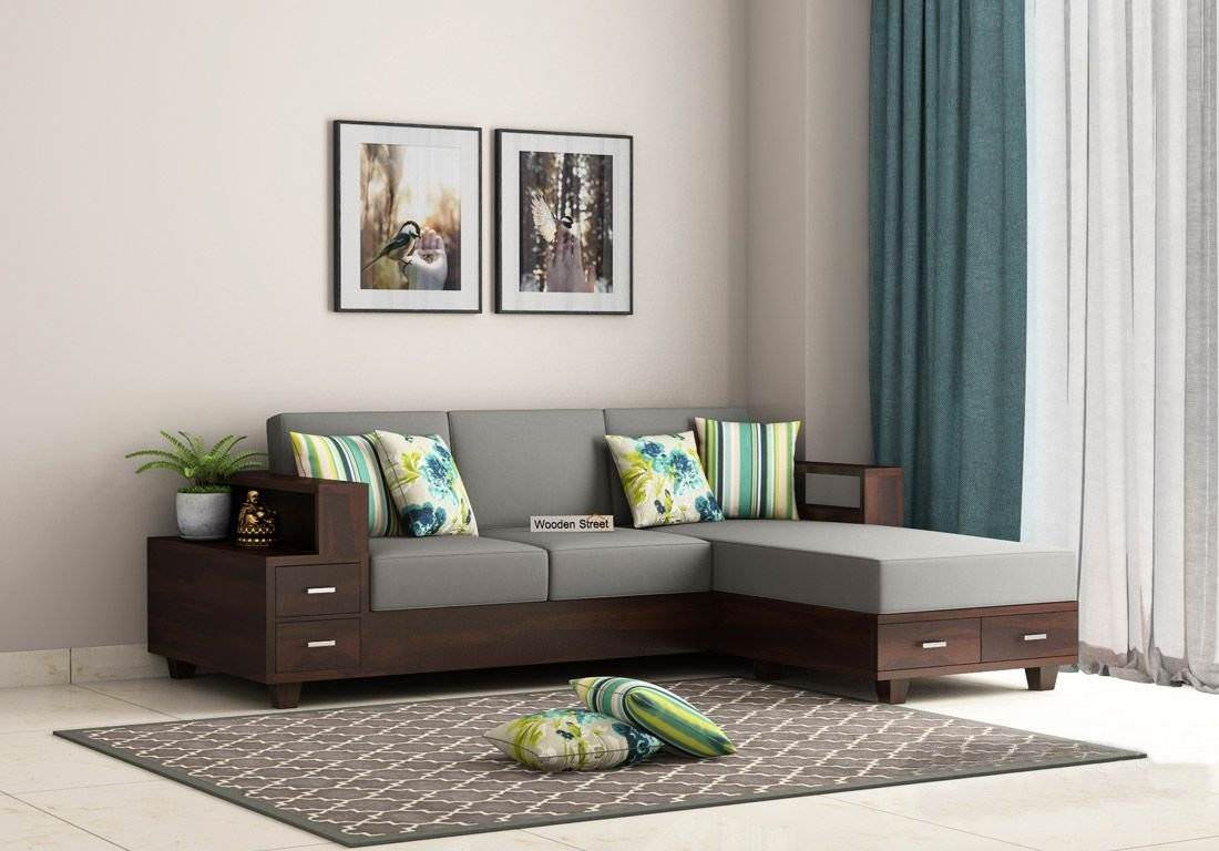 Ghế gỗ phòng khách chung cư nhỏ có tích hợp các ngăn kéo để lưu trữ các vật dụng