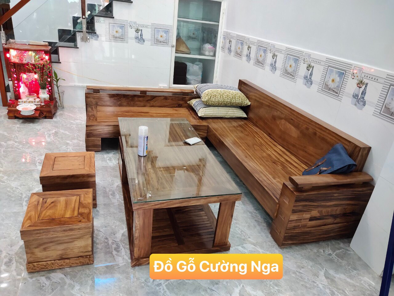 Ghế góc chữ L bằng gỗ hương đá phong cách đơn giản