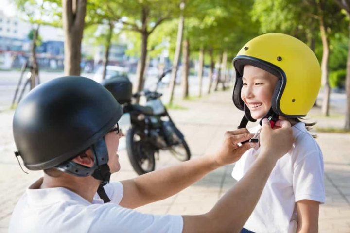 Ghế ngồi xe máy cho em bé với thiết kế an toàn cho trẻ nhỏ