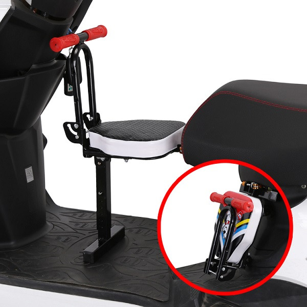 Ghế ngồi xe máy Lead cho bé có thể gấp gọn tiện lợi khi không sử dụng