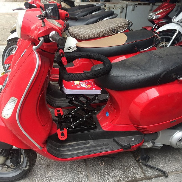 Ghế ngồi xe Vespa LX xếp gọn nâng hạ linh hoạt cho bé