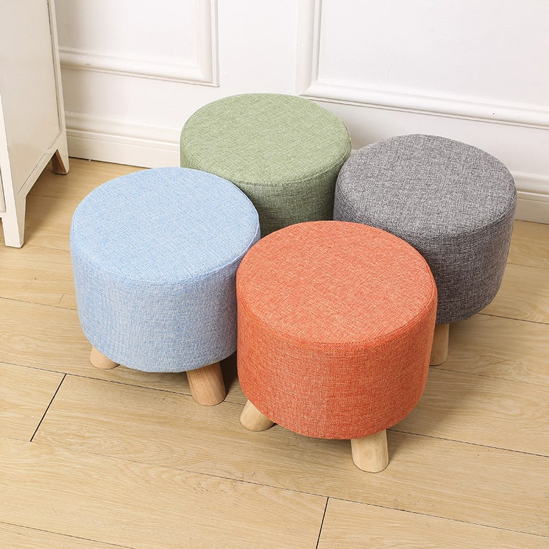ghế sofa tròn bọc nệm chân gỗ thấp, thiết kế hiện đại