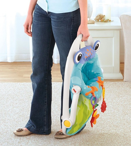 Ghế tập ngồi Fisher-Price Sit-Me-Up màu xanh có đồ chơi hấp dẫn
