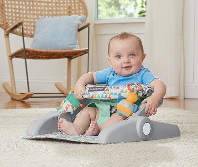 Ghế tập ngồi Summer Infant Learn-to-Sit™ 2-position Floor Seat ở chế độ nghiêng cho bé 4 tháng
