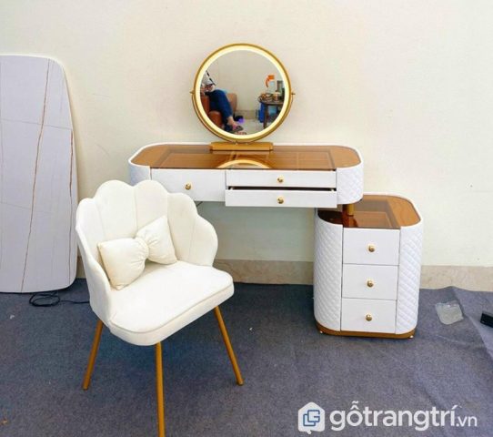 Ghế tựa bàn trang điểm bọc nỉ màu be