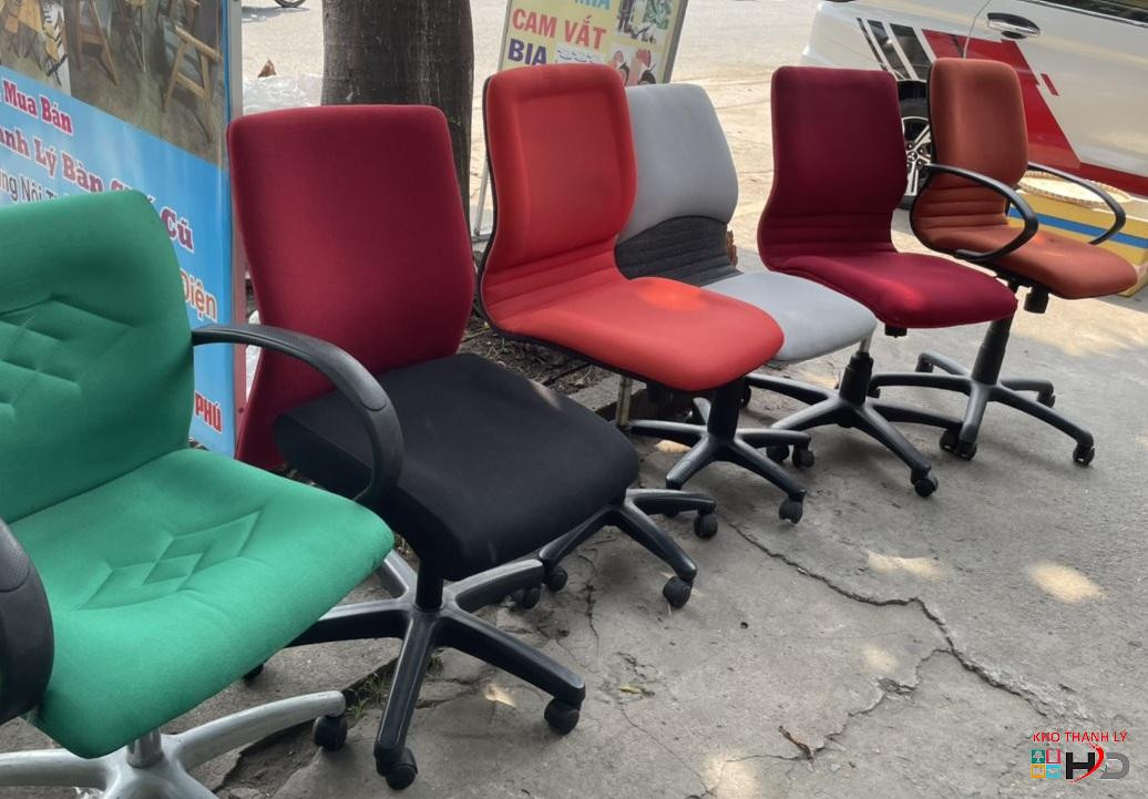 ghế tựa lưng cho không gian văn phòng