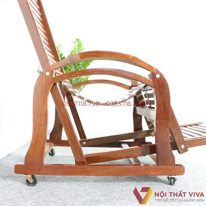 Ghế tựa lưng gỗ tự nhiên với các thanh nan chắc chắn