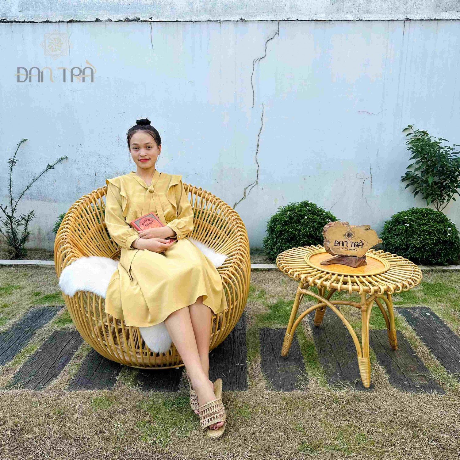 Ghế tựa mây tre tổ chim