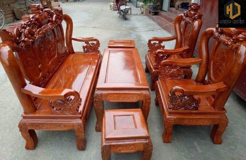 Giá bàn ghế gỗ hương Lào