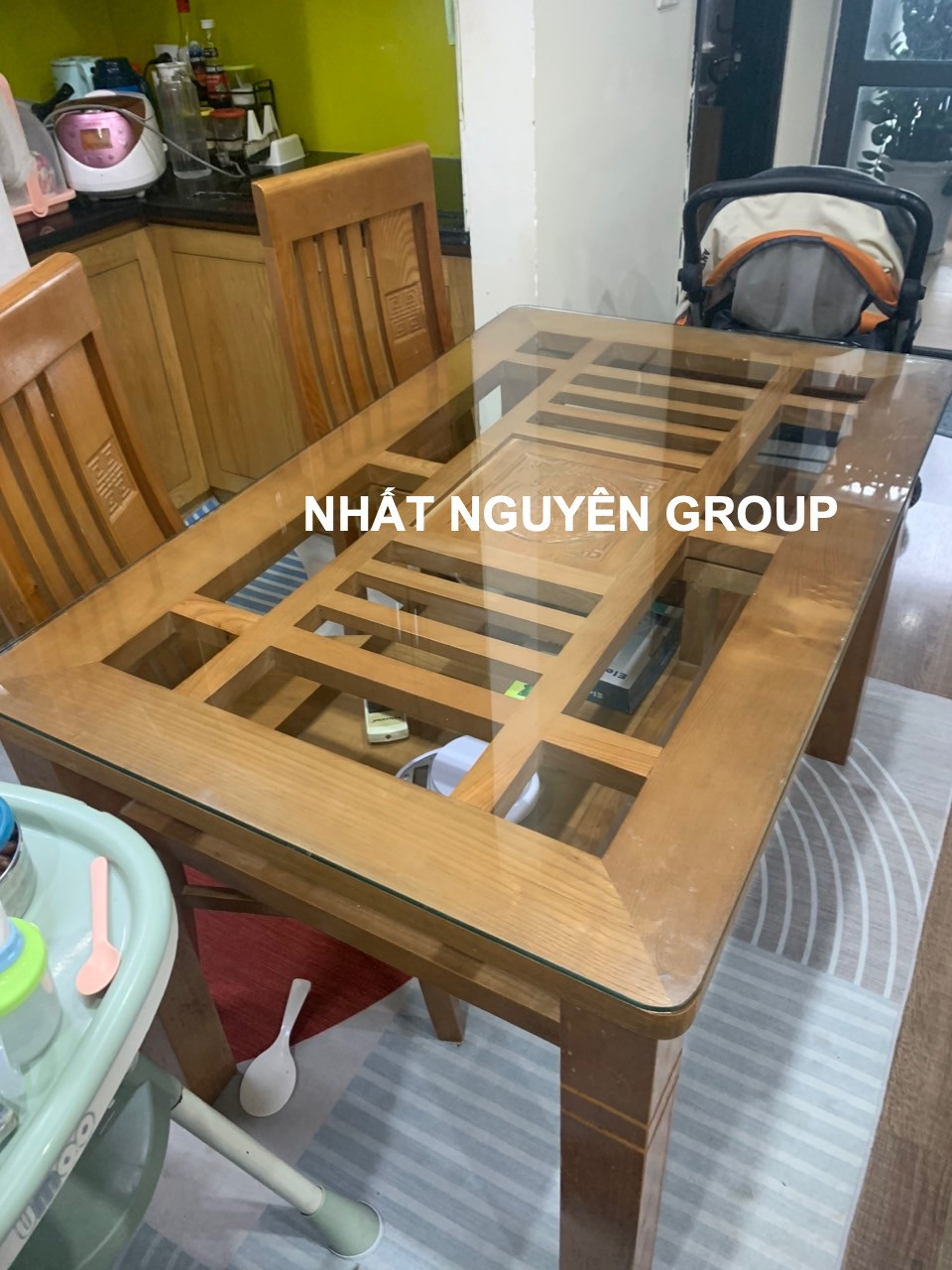 Gia công kính bàn ăn cường lực với các độ dày khác nhau