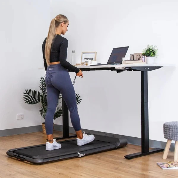 Giảm nguy cơ béo phì với bàn làm việc đứng linh hoạt