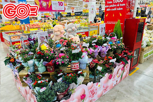 Góc làm việc cá nhân hóa với các vật dụng dễ thương