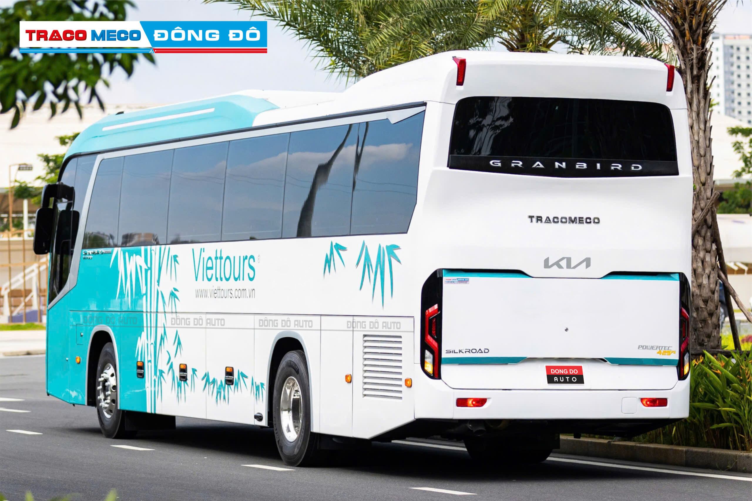 Hàng ghế hành khách của Kia Granbird được sắp xếp khoa học