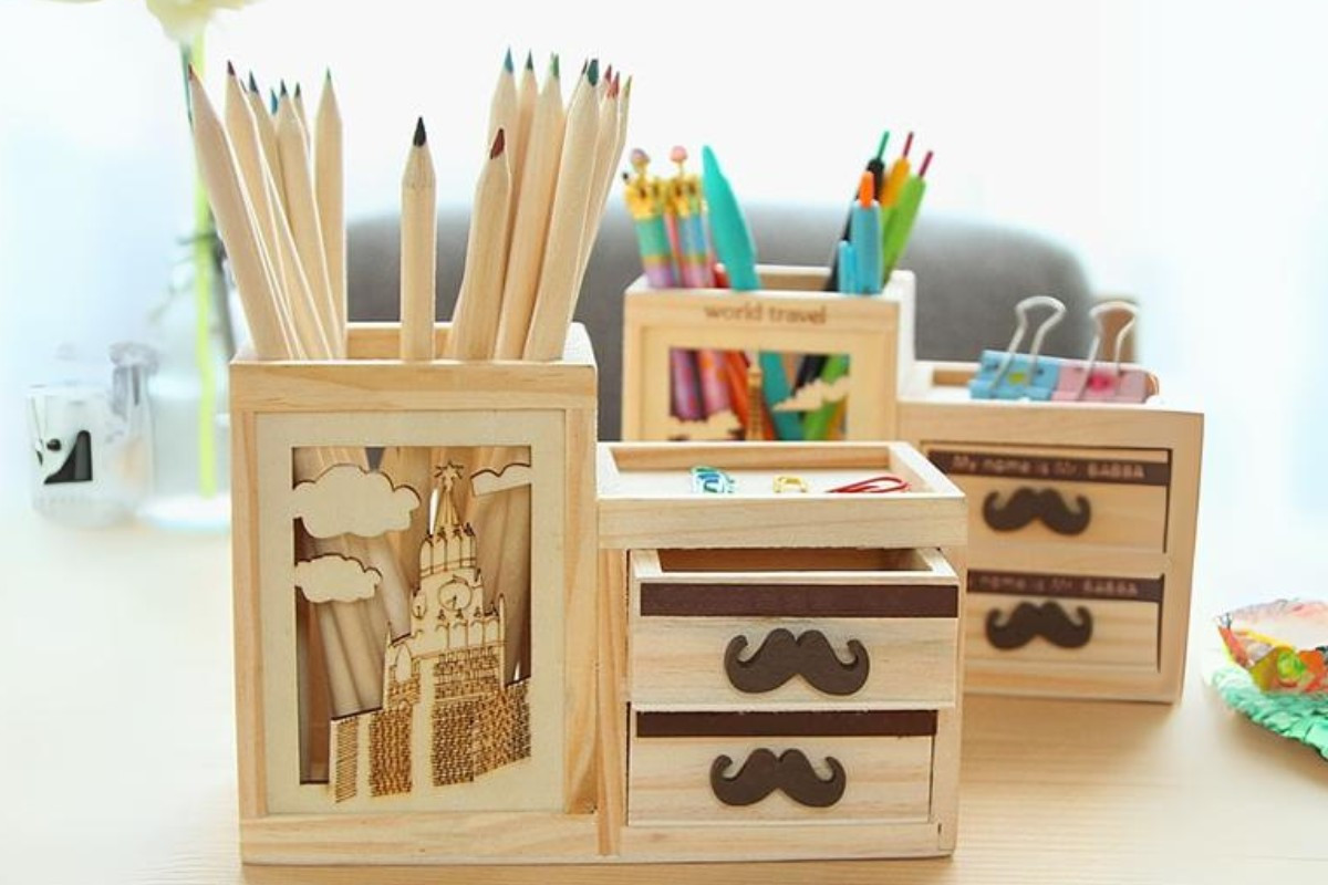 Hộp bút để bàn bằng gỗ tự nhiên
