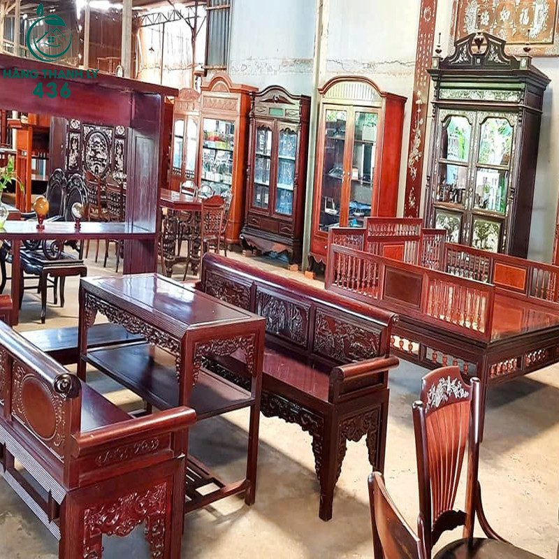 Kho đồ gỗ cũ và bàn ghế đã qua sử dụng chất lượng tại Long Xuyên.