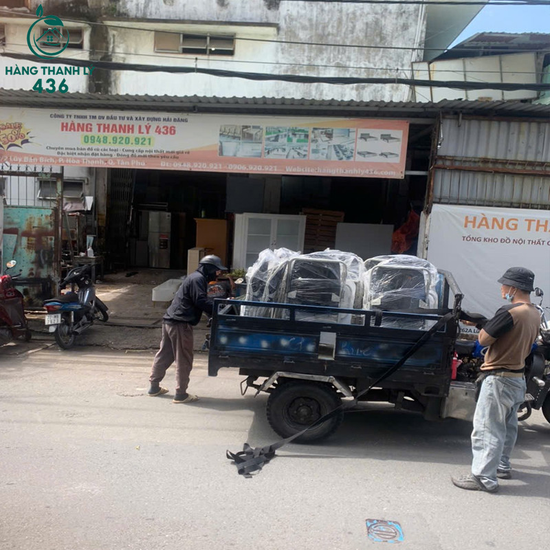 Kho lưu trữ và xử lý phụ kiện sửa ghế văn phòng tại Củ Chi