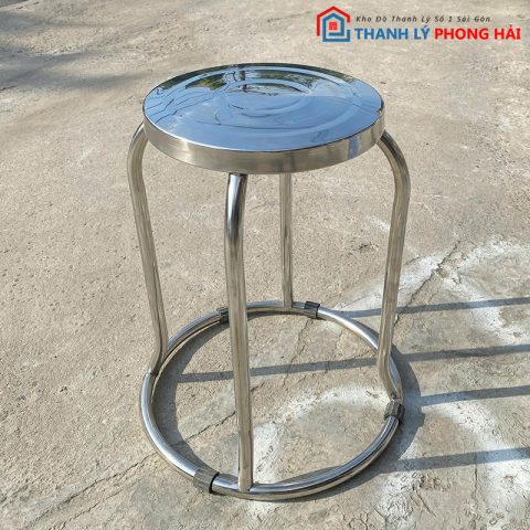 Kiểm tra chất lượng ghế inox cũ trước khi mua để đảm bảo độ bền