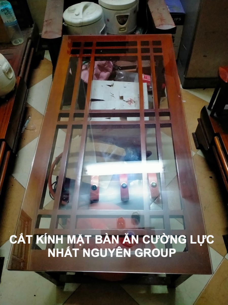 Kính cường lực cho bàn ăn, đa dạng kích thước và hình dáng