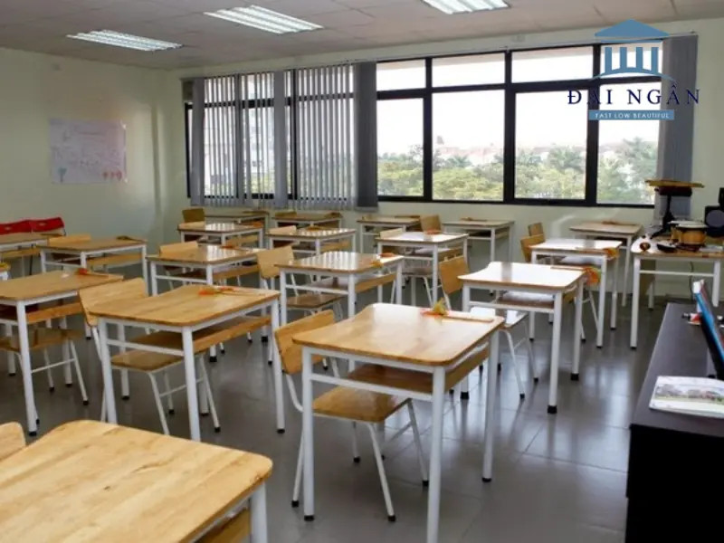 Lợi ích của việc thiết lập khoảng cách bàn ghế học sinh hợp lý đối với sức khỏe