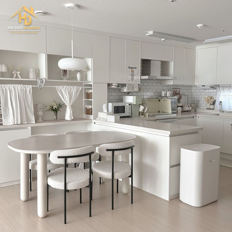 Lựa chọn bàn ăn phù hợp với không gian
