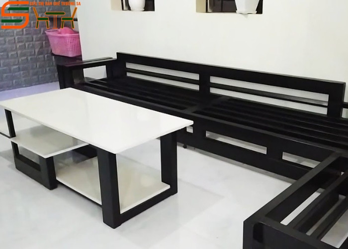 Mẫu bàn ăn bằng sắt hộp phong cách công nghiệp cá tính
