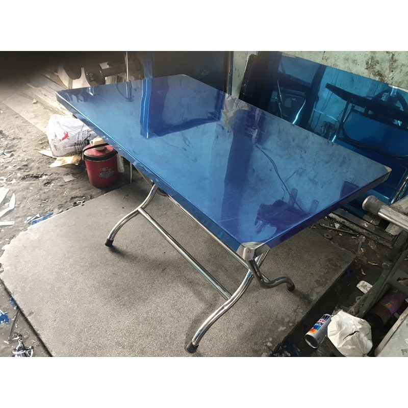 Mẫu bàn ăn inox hình chữ nhật gấp gọn tiện lợi