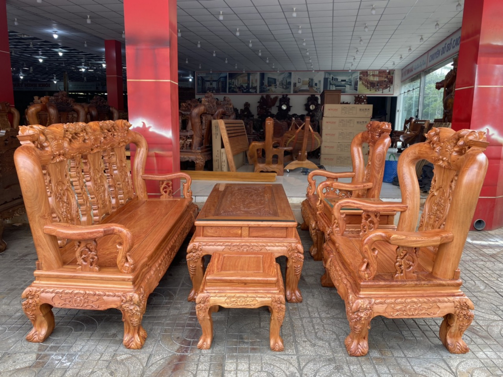 Mẫu bàn ghế gỗ hương đá tay 12