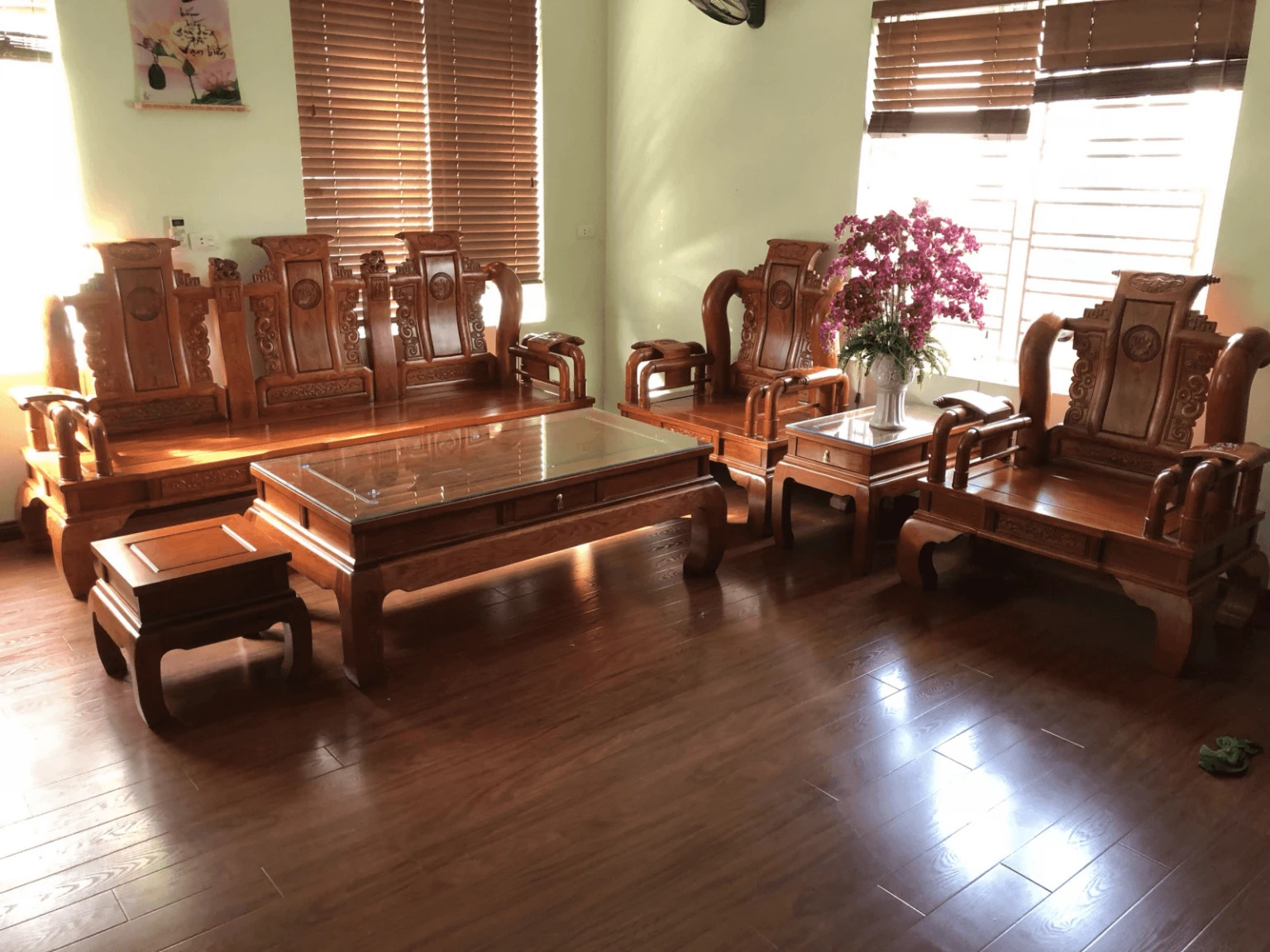 Mẫu bàn ghế thanh lý chất lượng cao, giá thành cực rẻ
