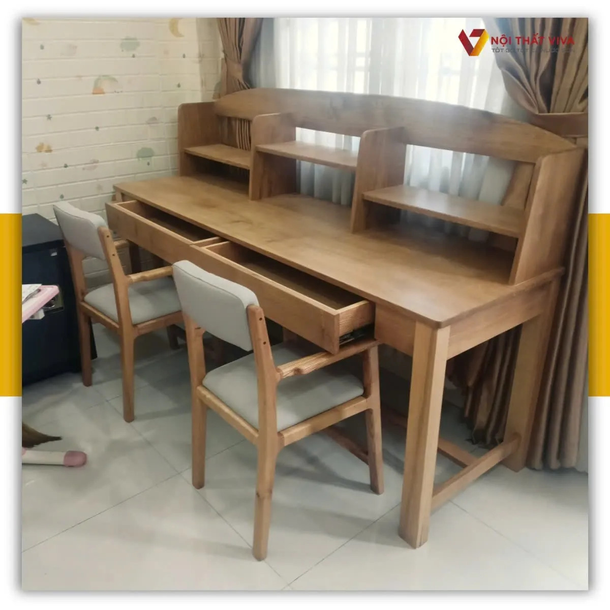 mẫu bàn học sinh bằng gỗ tự nhiên với kích thước tiêu chuẩn