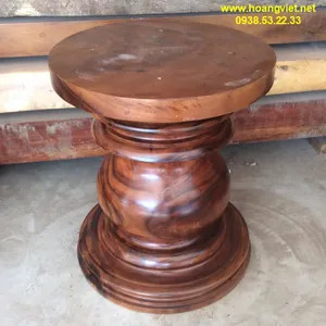 Mẫu chân bàn gỗ tiện đẹp hình tròn với đường kính bụng 42cm vững chắc