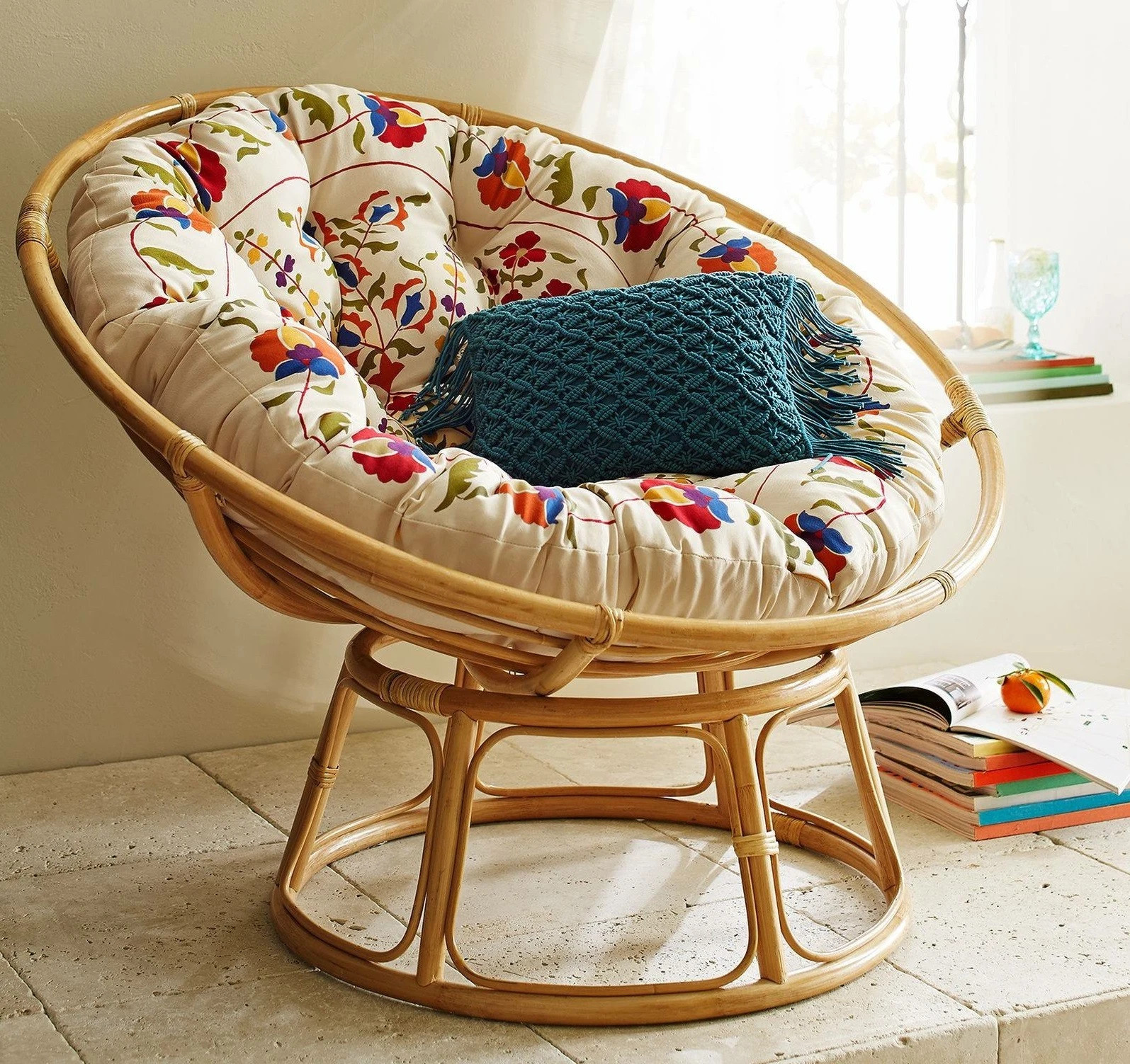 Mẫu ghế Papasan đơn với thiết kế ghế tròn đặc trưng, mang phong cách hiện đại