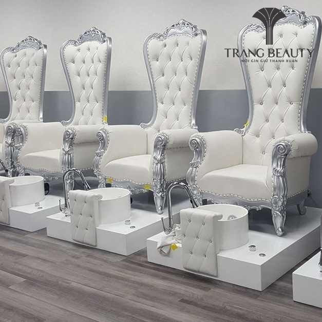 Mẫu thiết kế ghế làm móng chân sofa cũng vô cùng phong phú