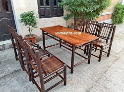Một mẫu bàn ghế tre ép với đường nét hiện đại, tối giản, phù hợp cho nhiều không gian nội thất