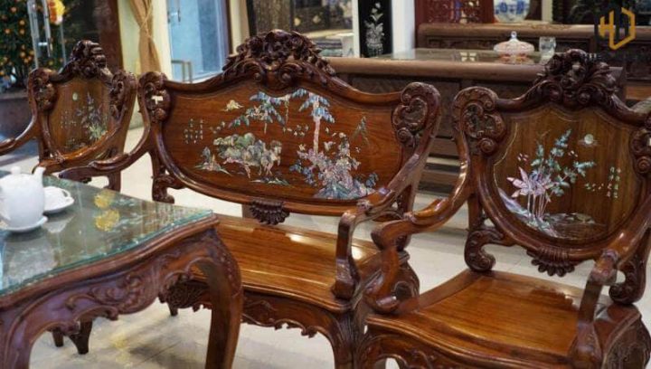 Nghệ thuật khảm trai trên bàn ghế gỗ gụ
