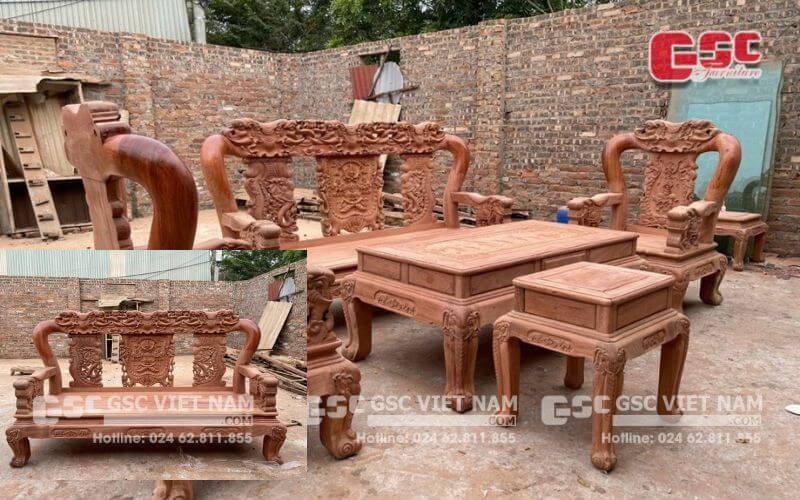 Sản xuất bàn ghế gỗ cẩm vàng với kỹ thuật chạm khắc tinh xảo
