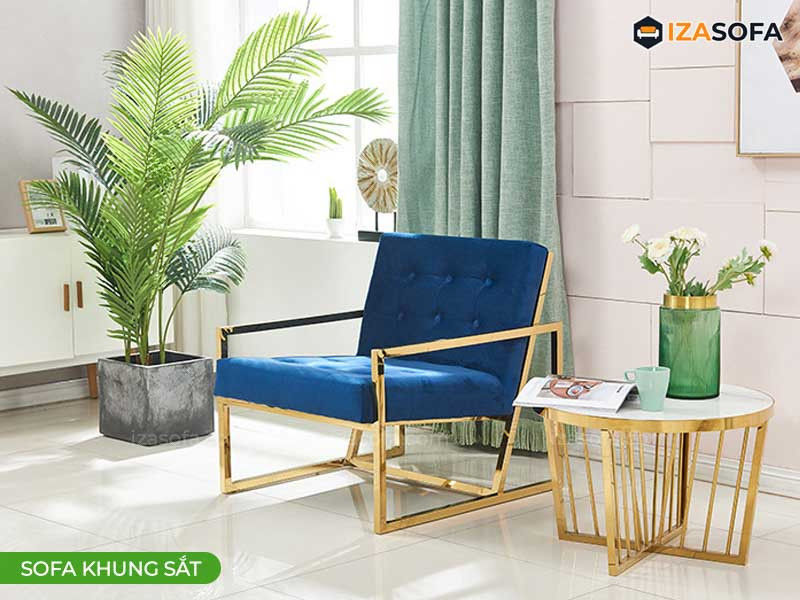 Sofa phòng khách chân sắt bọc nệm màu xanh trang nhã