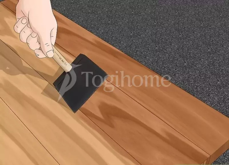 Sơn bàn học sinh với màu sắc yêu thích, tạo điểm nhấn cá nhân