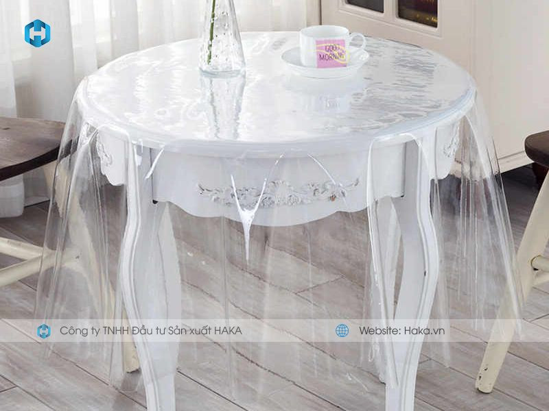 Tấm nhựa PVC trải bàn chất lượng cao, độ bền tốt
