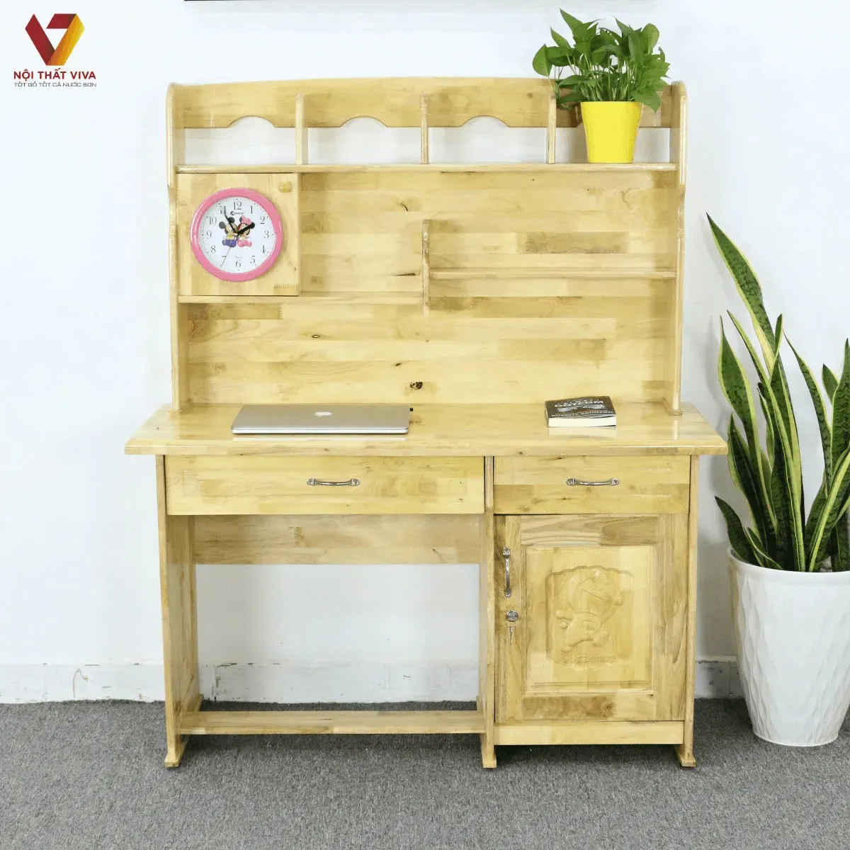 thiết kế bàn học bằng gỗ cao su tự nhiên sáng màu