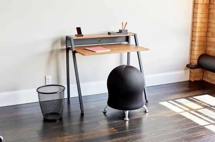 Thiết kế bàn làm việc tối giản giúp tiết kiệm diện tích