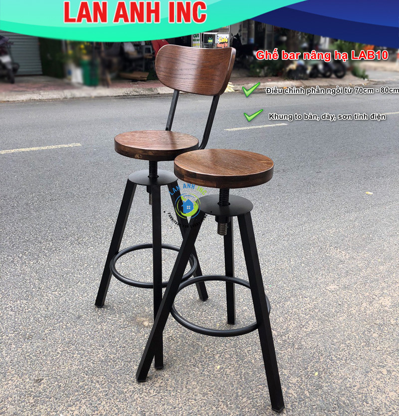 Thiết kế ghế gỗ chân cao phong cách cổ điển sang trọng
