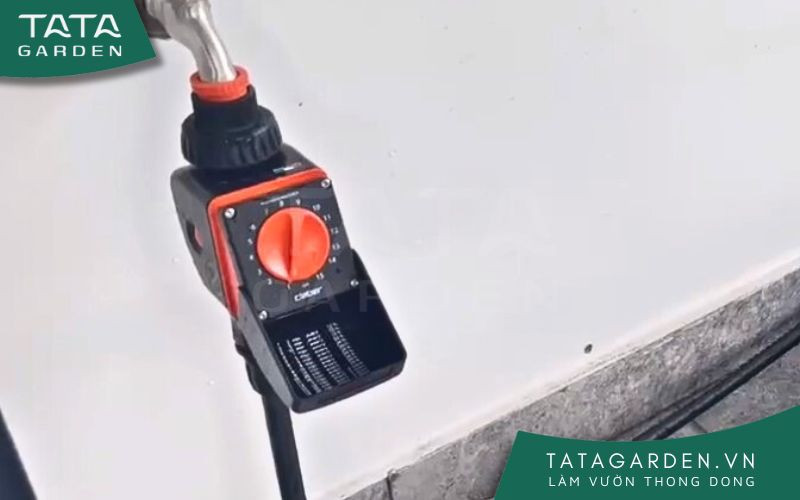 Timer hẹn giờ tưới cây tự động Claber 8422