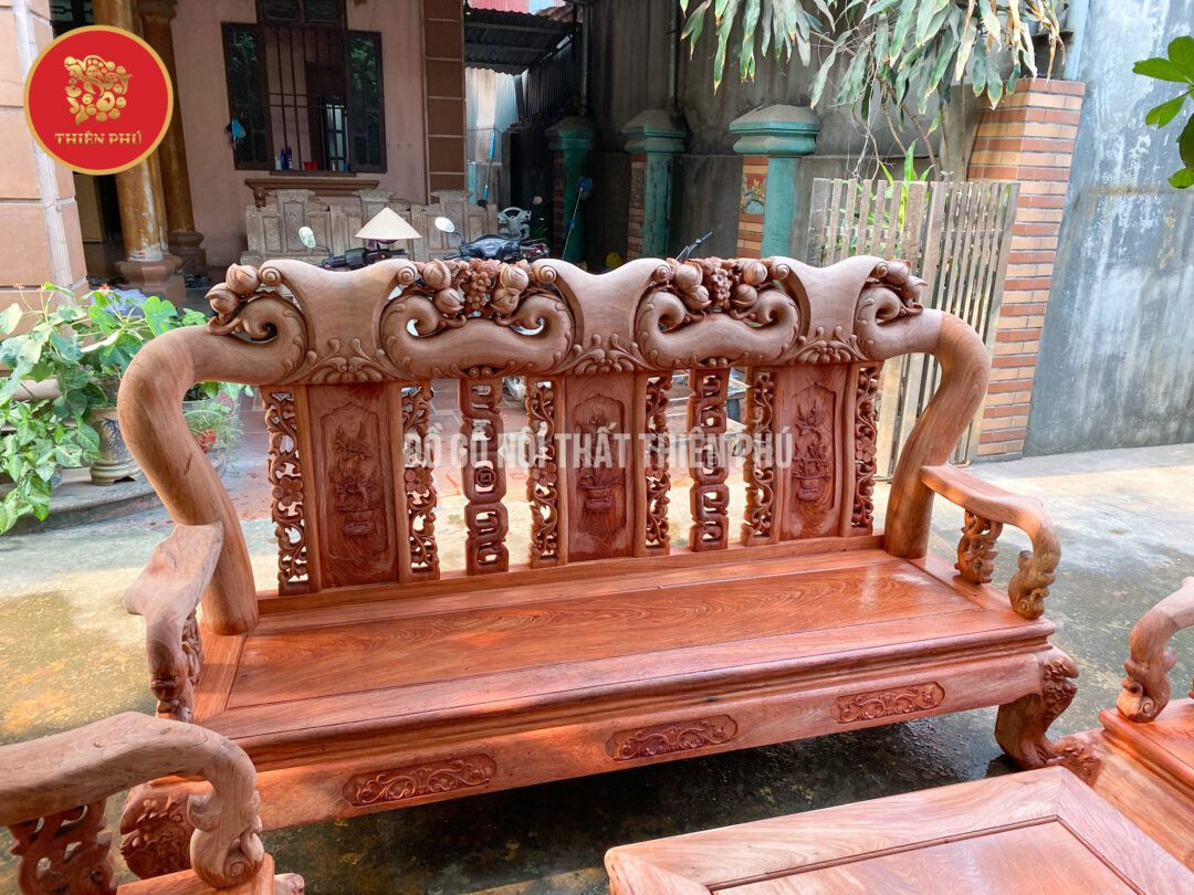 tổng thể bộ bàn ghế gỗ hương đá tay 14 với 10 món độc đáo