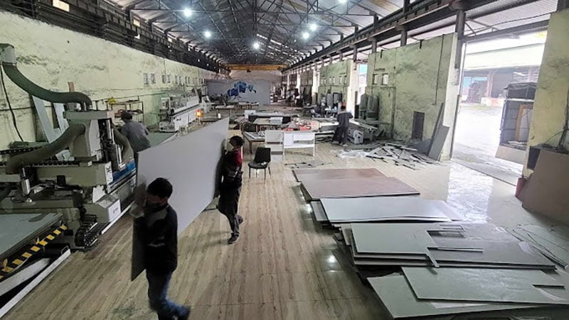 Xưởng sản xuất bàn ghế gỗ Ninh Bình chất lượng