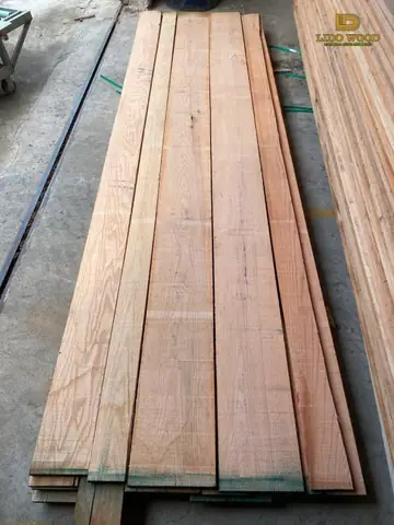 Màu Sắc Và Vân Gỗ Độc Đáo Màu Sắc Và Vân Gỗ Độc Đáo
