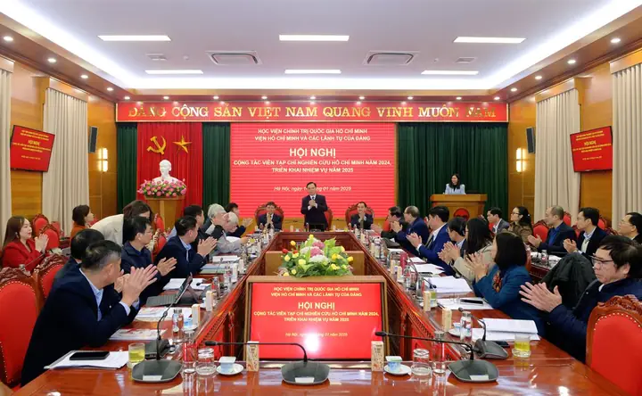 Cộng Tác Viên Tạp Chí Nội Thất